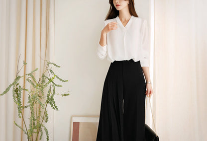 Basic V-Neck Silky Long Sleeve Blouse / Korean Style Luxury Feminine Women Clothes / Stylish Office Look Top / Everyday Soft Blouse