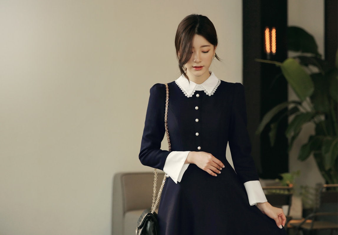 Navy Midi Dress with Lace Collar / Korean Style Women Dress / Elegant Feminin Wide Cuffs Dress