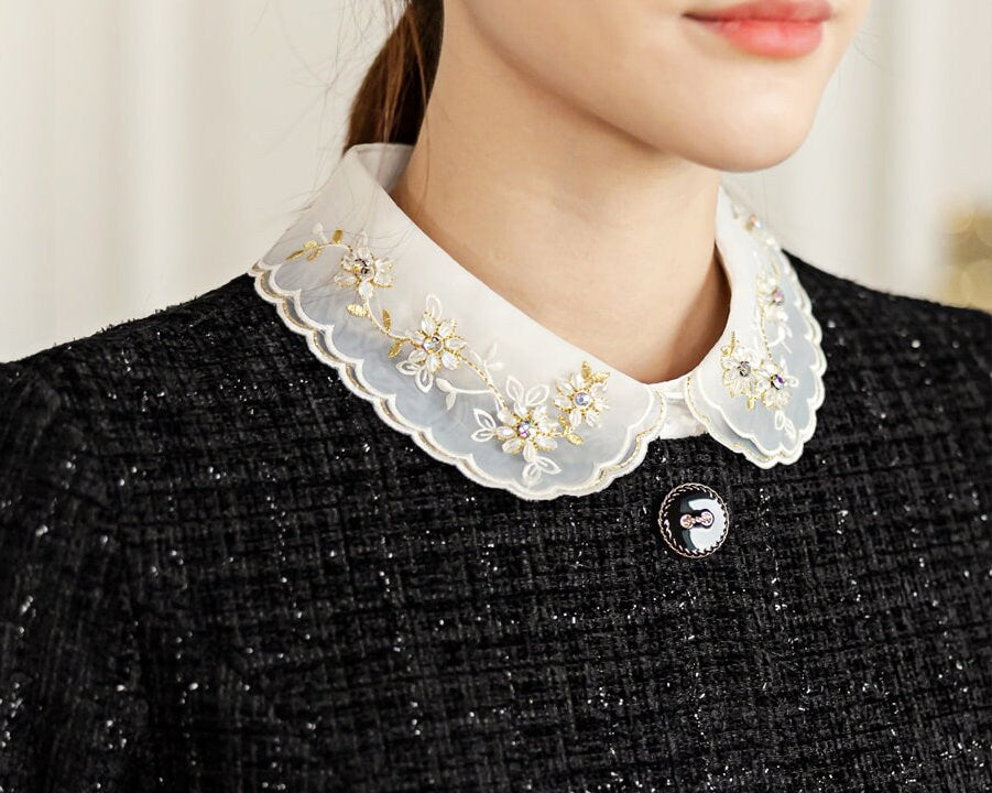 Elegant Feminine Inner Collar / Korean Style White and Gold Inner Collar / Luxury wear Elegant Collar