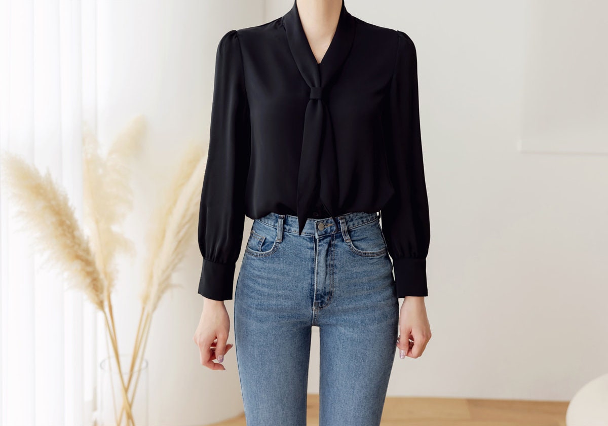 Long Sleeve with Tie Blouse / Korean Style Luxury Feminine Women Clothes / Stylish Office Look Top / Everyday Soft Blouse