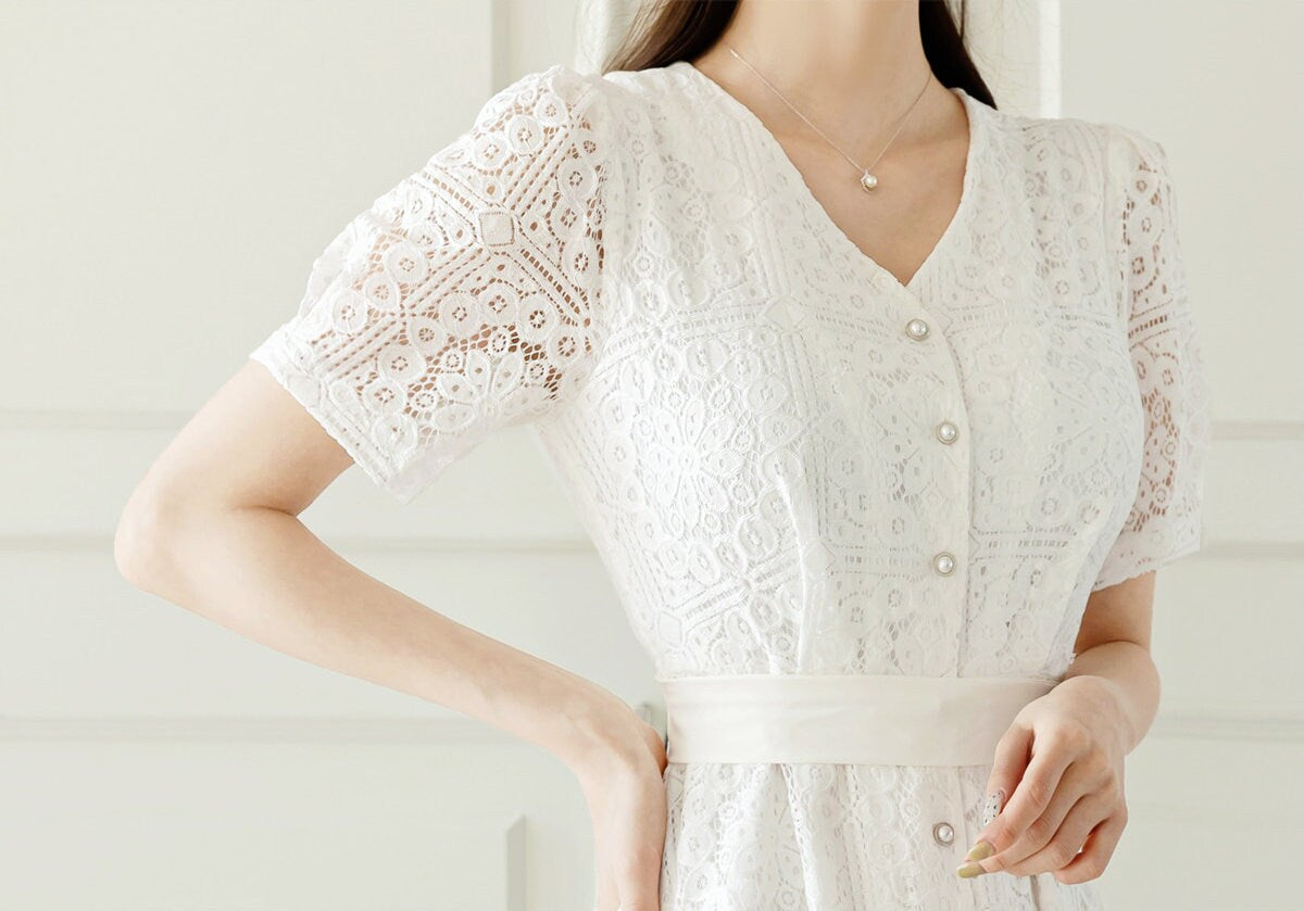 Short Sleeve Ivory Lace Dress / Vintage Style Front Button Wedding Dress / Korean Style V-neck Feminine Dress / Elegant Unique Bridal Dress