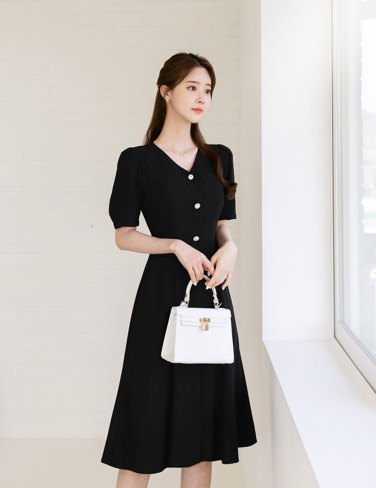 Elegant Short Sleeve Flare Dress / Korean Style V Neck Black Midi Dress with Jewel Button / Luxury wear Elegant Dress