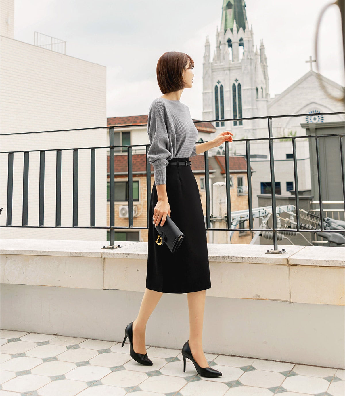 Korean Style Slim Skirt with Belt / Elegant Feminin Office Look Skirt / Basic Skirt