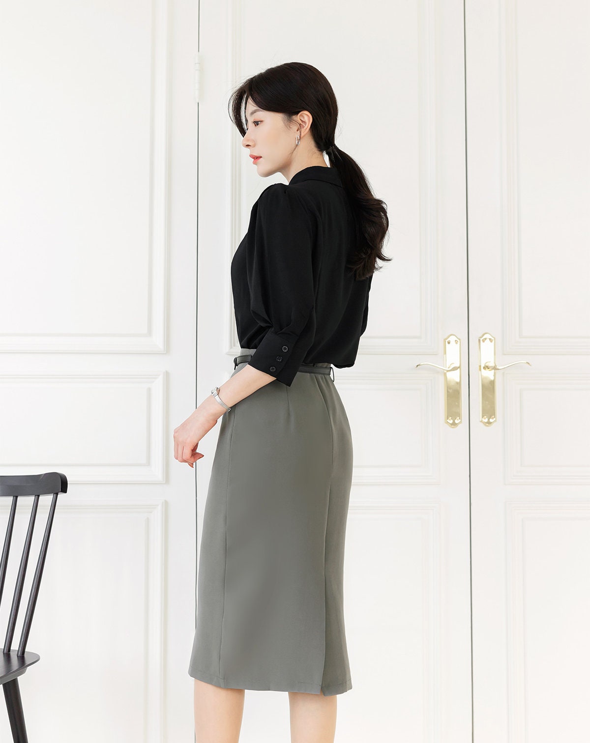 Korean Style Slim Skirt with Belt / Elegant Feminin Office Look Skirt / Basic Skirt