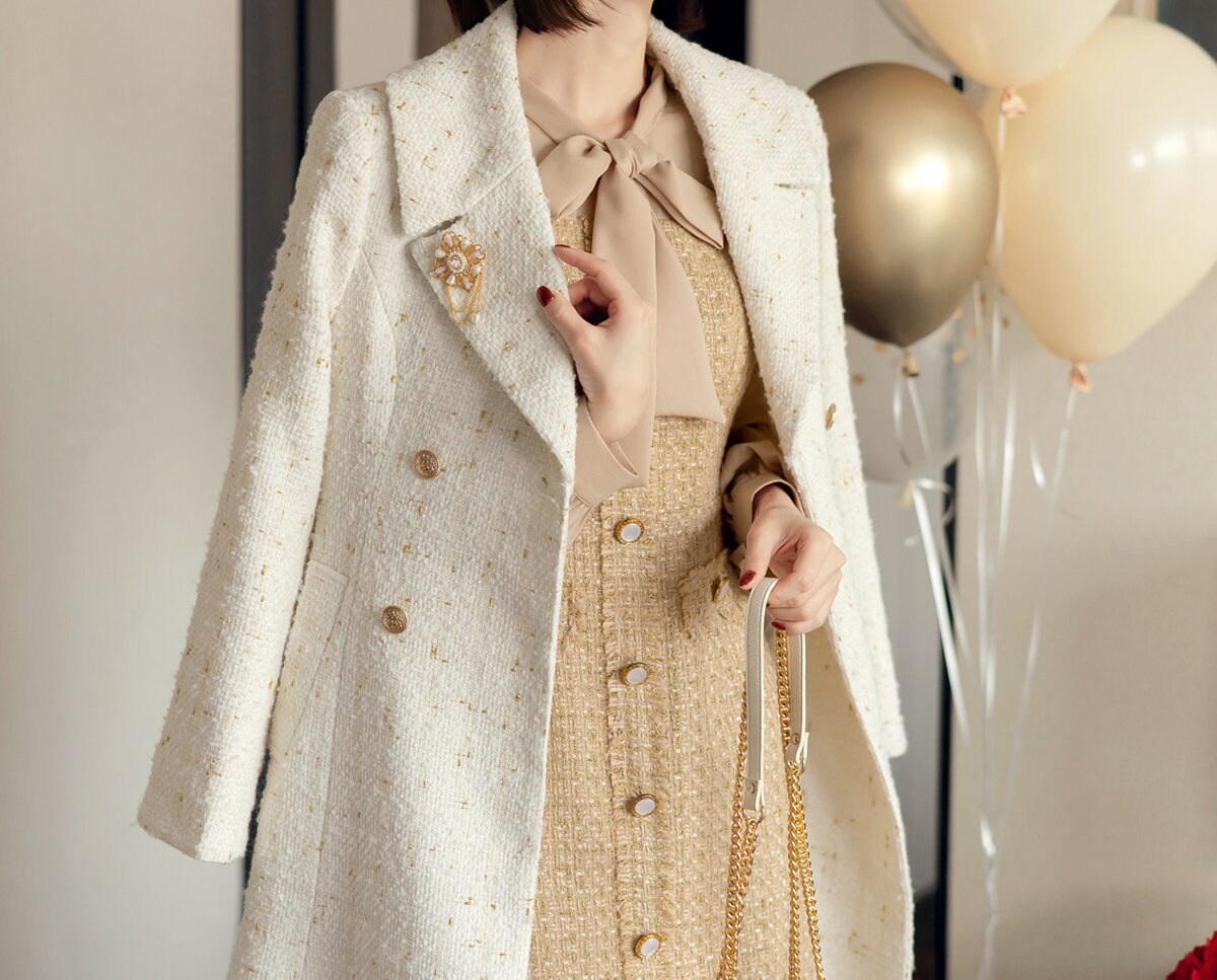 Elegant Feminine Classic Double Breasted Tweed Coat / Korean Style Coat Jacket for Women / Women Long Winter Coat