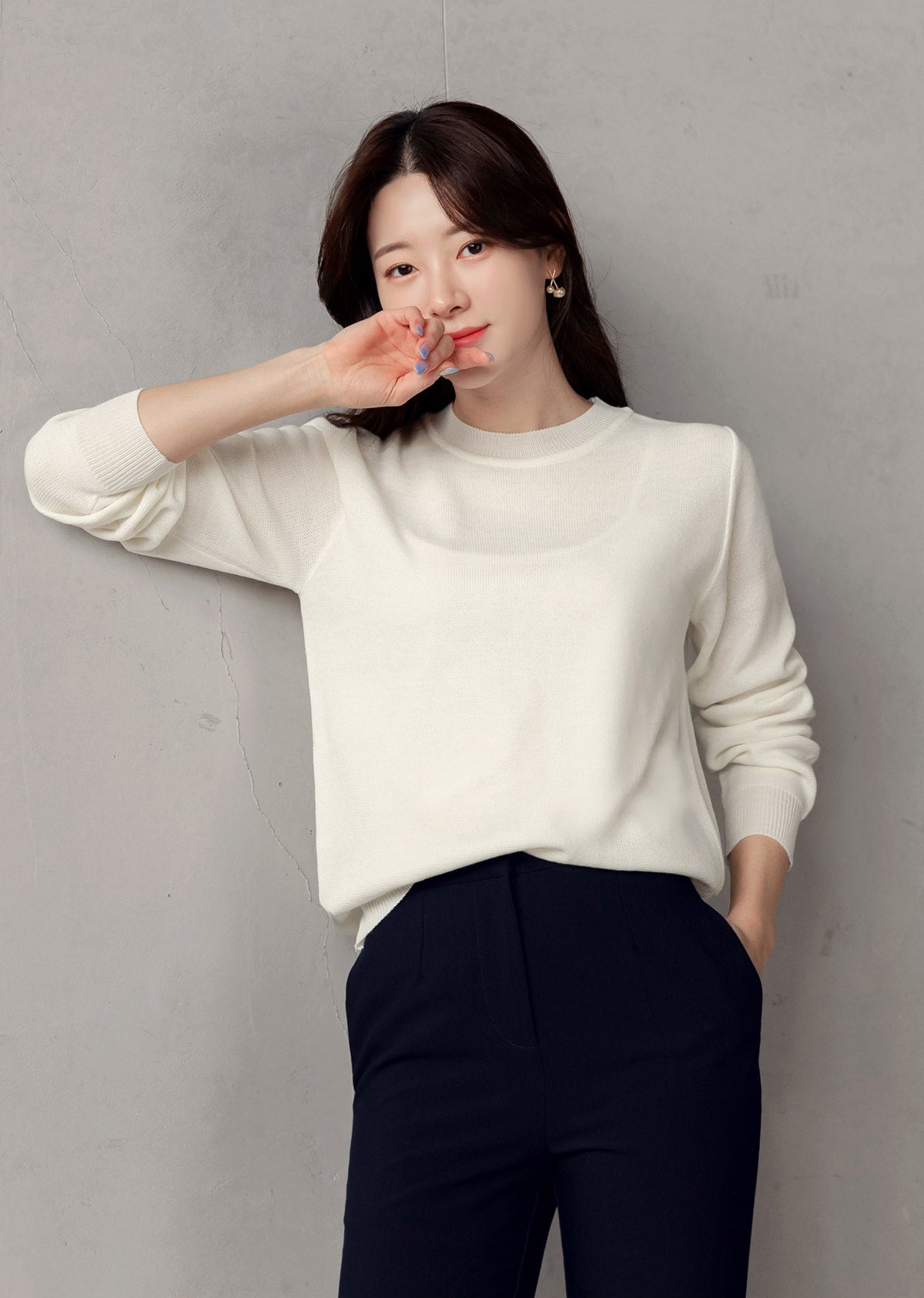 Classic Long Sleeve Crew Neck Knit Top / Korean Style Women Clothes / Office Look Top / Everyday Basic Soft Knit Top