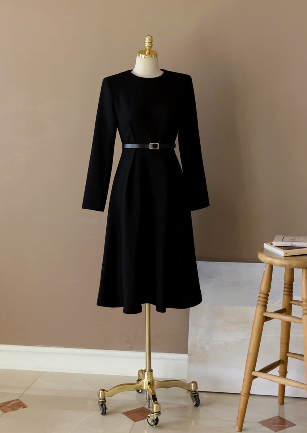 Classic Simple Flare Dress with Belt / Korean Style Women Long Dress / Elegant Feminin Dress / Basic Style Long Sleeve Flare Midi Dress