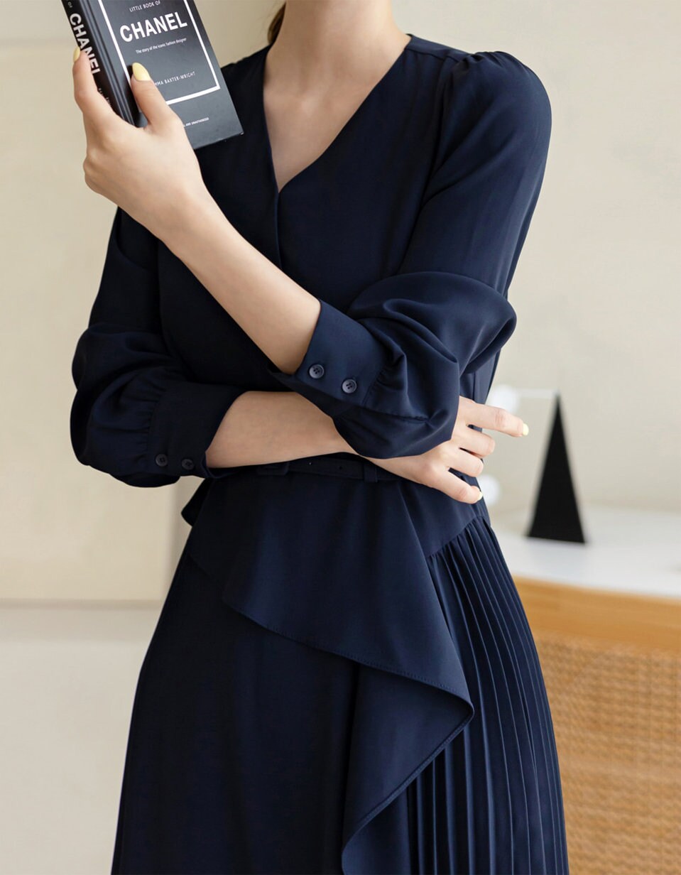 Navy draped Midi Dress with Belt / V-neck Unbalance Side Pleated Long Dress / Korean Style Women Dress / Elegant Feminin Dress