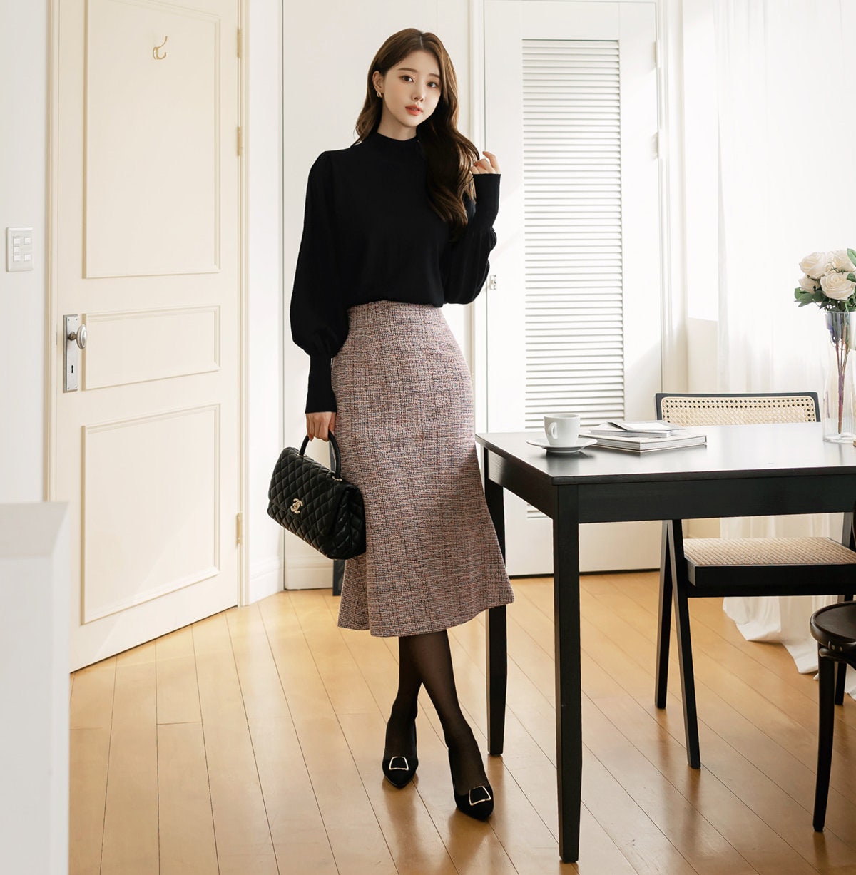 Classic Feminine Long Sleeve Soft Knit Top / Korean Style Women Clothes / Office Look Top / Everyday Basic Soft Knit Top