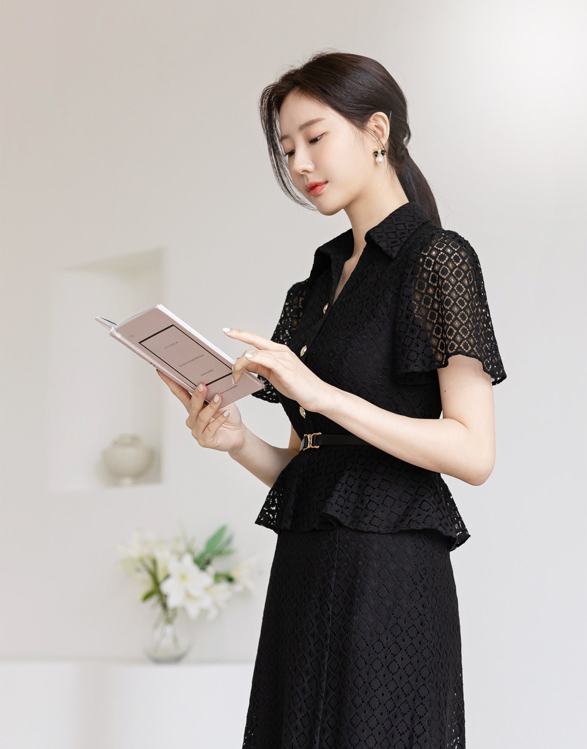 Elegant Feminin Short Sleeve Lace Dress with Belt / Korean Style Blouse and Skirt for One-piece Dress / Modern Chic Long Dress