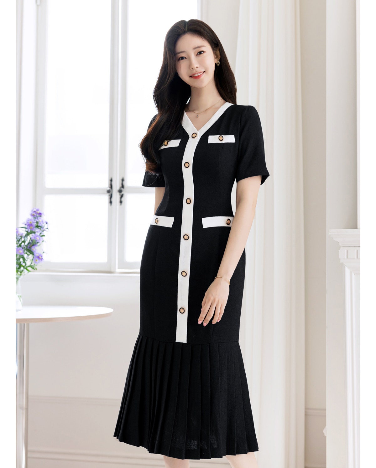 Classic Short Sleeve Semi Mermaid Dress / Elegant Summer Tweed Front Button Dress / Korean Style V-neck Simple Midi Dress