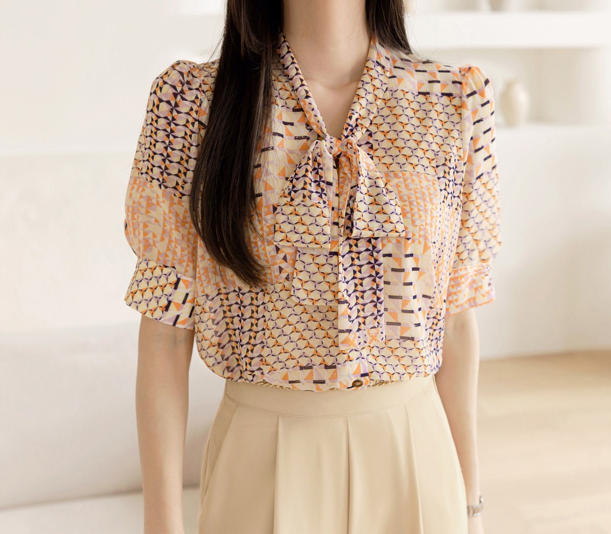 Modern Chic Pattern Tie Blouse for Summer / Korean Style Tie Neck Chiffon Blouse Top / Office Look Top / Everyday Soft Blouse