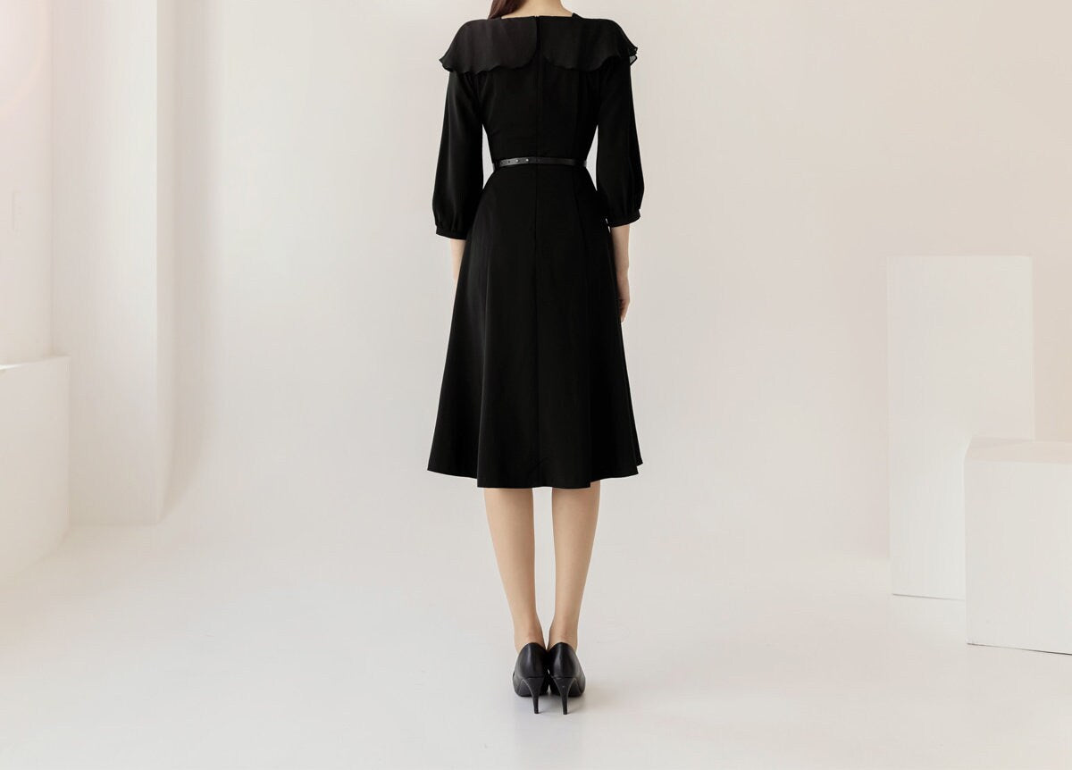 Elegant Feminin Ruffled Collar Dress with Belt / Korean Style Women Long Dress / Black Semi Flare Midi Dress