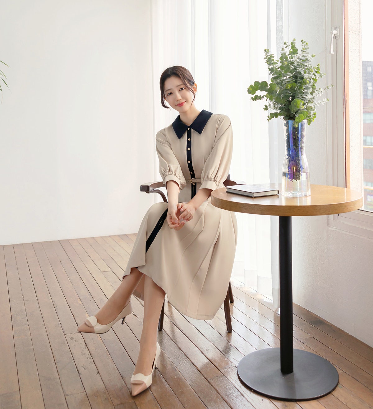 Classic Elegant Collared Pleats Dress with Belt / Korean Style Women Dress / Elegant Feminin Puff Sleeve Midi Dress