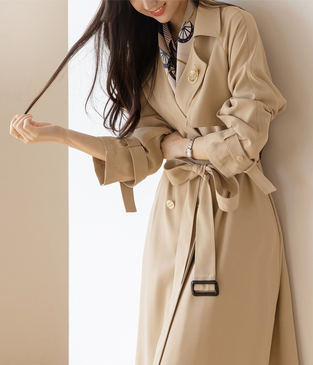 Elegant Feminine Classic Trench Coat / Korean Style Trench Long Jacket for Women / Women Long Double Breasted Coat with Belt