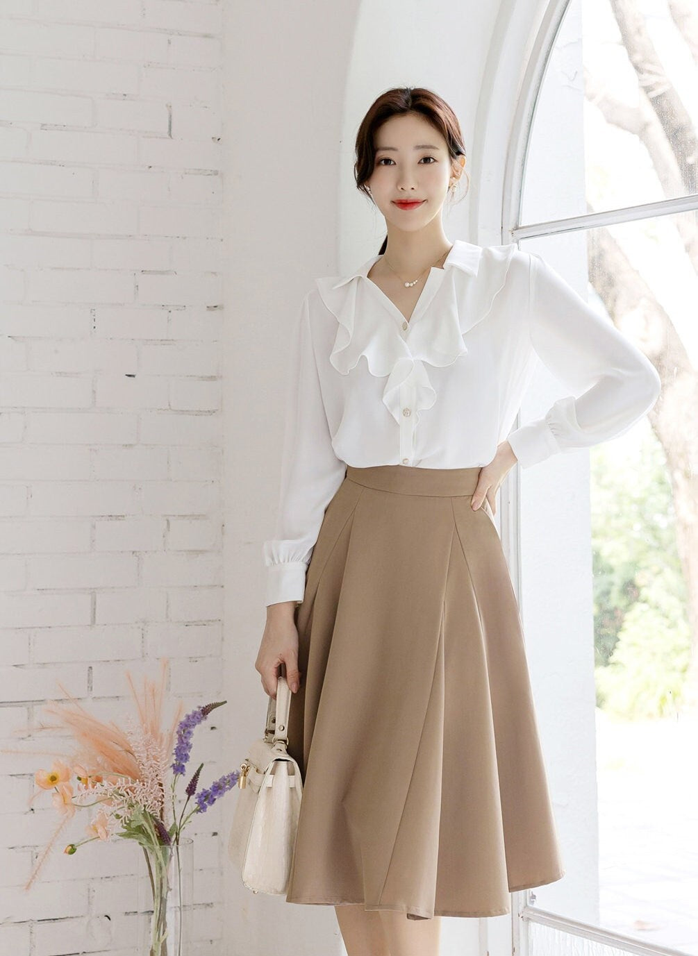 Long Sleeve Frill V-neck Blouse / Korean Style Luxury Feminine Women Clothes / Stylish Office Look Top / Everyday Soft Blouse