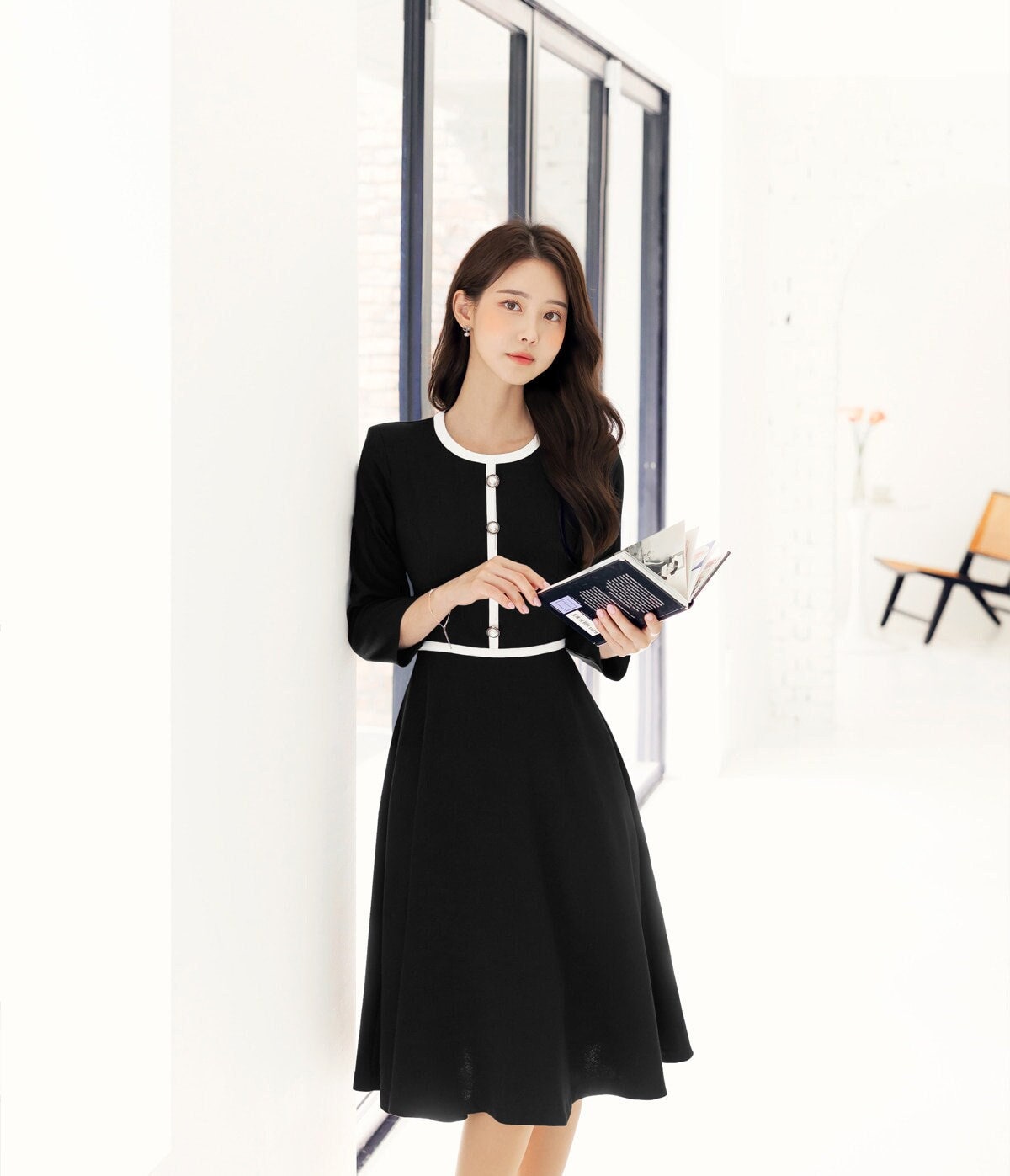 Elegant Feminine Black Flare Dress for Spring Fall / Korean Style Classic Midi Dress / Luxury wear Elegant Dress in Black