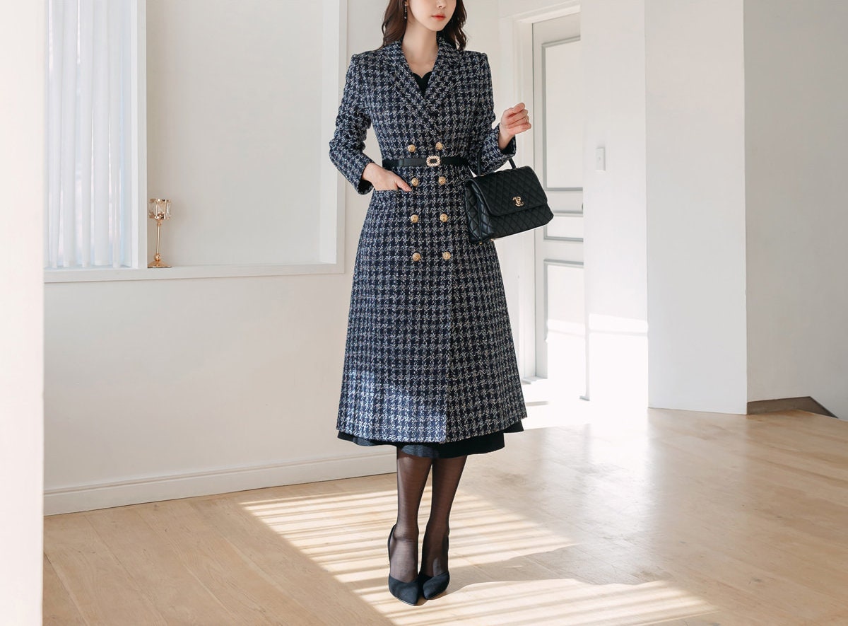 Elegant Feminine Classic Double Breasted Tweed Coat / Korean Style Coat Jacket for Women / Women Long Double Breasted Coat in Navy Color