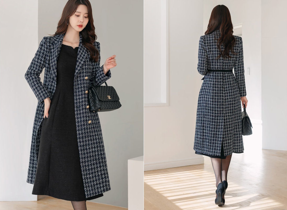 Elegant Feminine Classic Double Breasted Tweed Coat / Korean Style Coat Jacket for Women / Women Long Double Breasted Coat in Navy Color