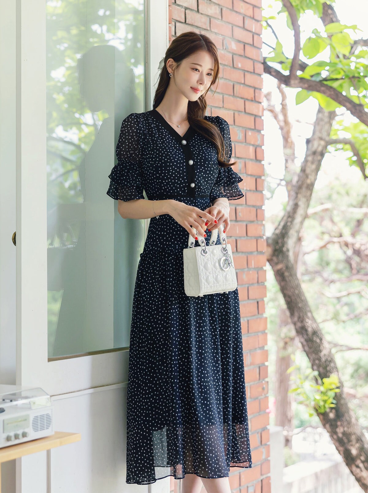 Dot Pattern Short Sleeve V Neck Chiffon Dress / Korean Style Women Flare Dress / V-neck Short Sleeve Summer Midi Dress