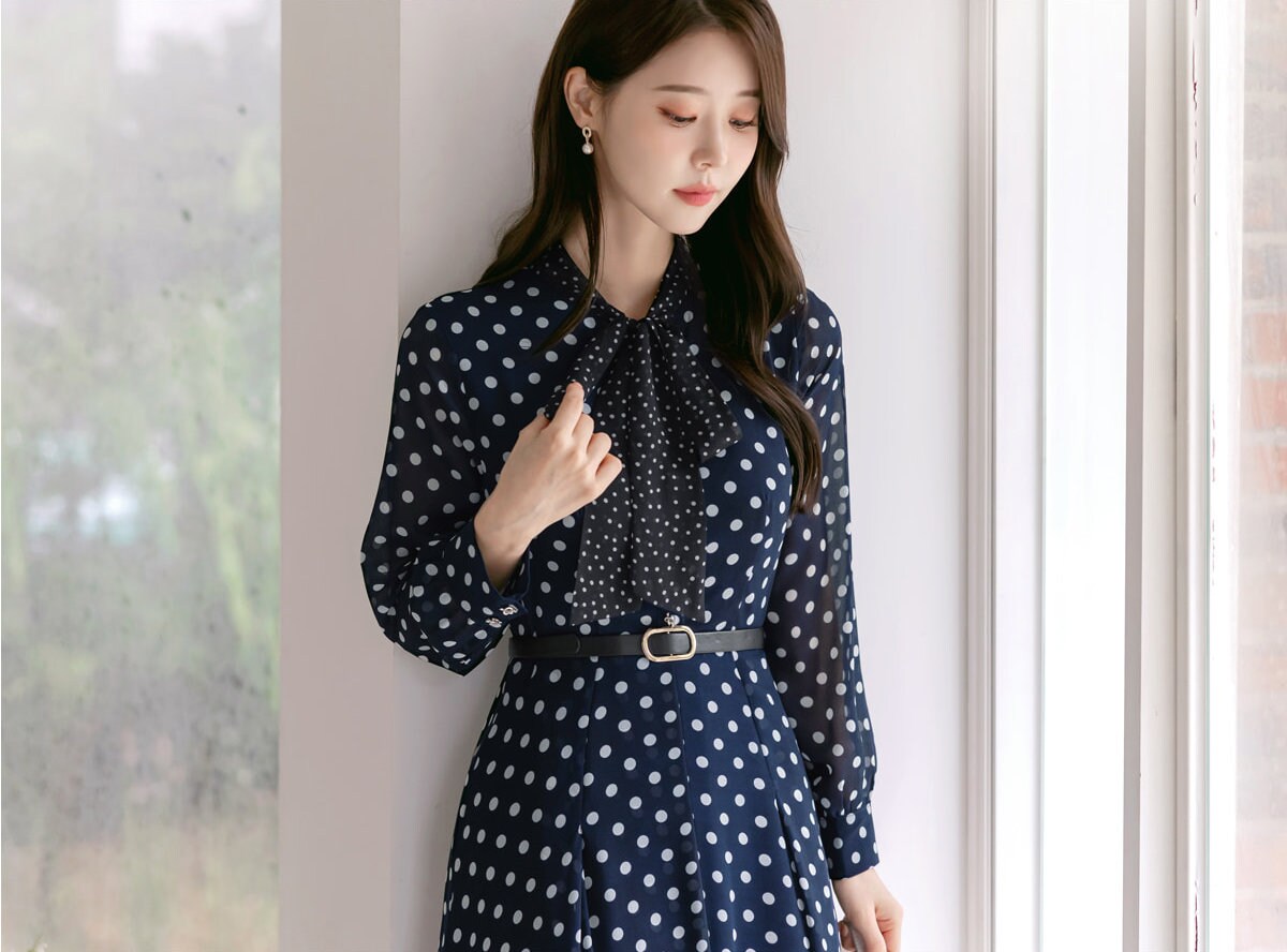 Dot Pattern Tie Neck Chiffon Flare Dress with Belt / Korean Style Long Sleeve Midi Dress