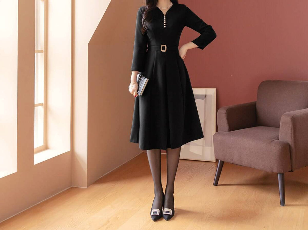 Elegant Black Flare Dress with Belt