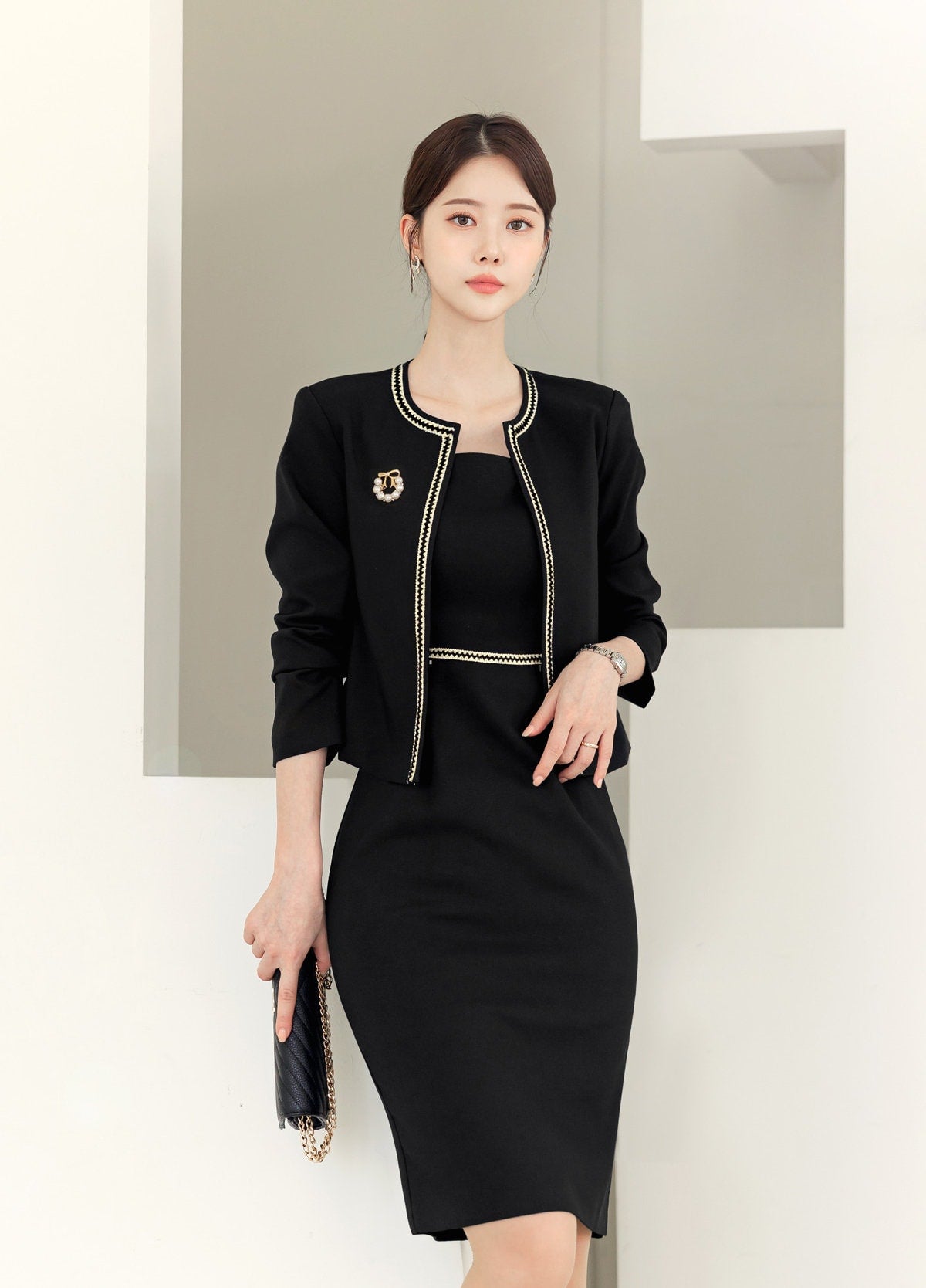 Elegant Feminin Slim Fit Square Neck Sleeveless Black Dress / Korean Style Mini Dress / Clasic Simple Sleeveless Dress for Women