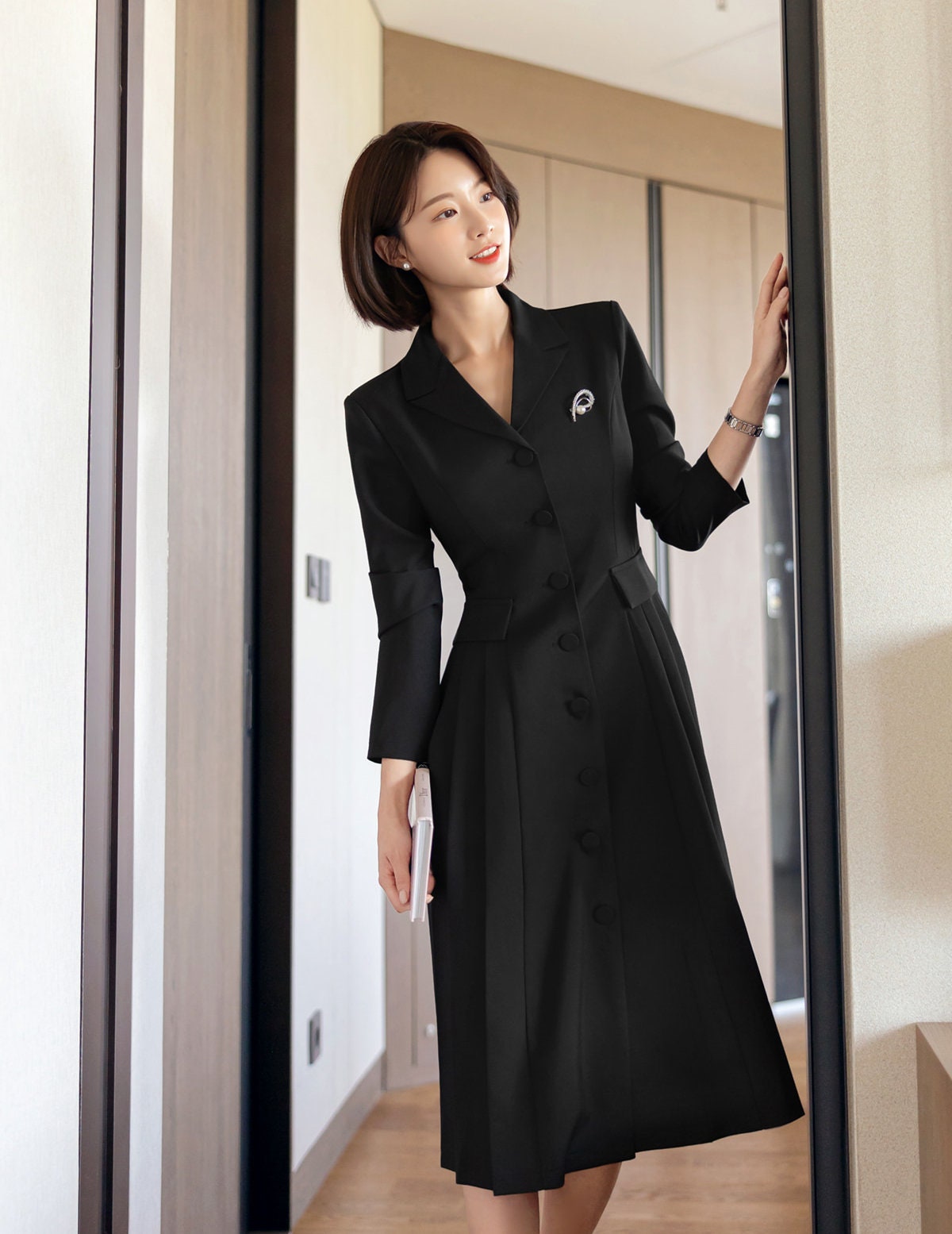 Korean Style Single Breasted Blazer Dress / V Neck Elegant Feminin Black Dress / Jacket Style Modern Chic Midi Dress