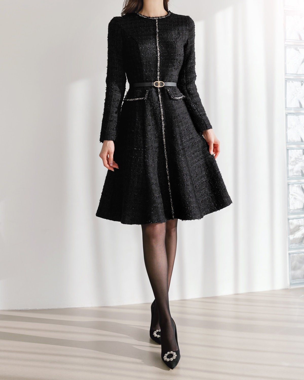 Luxury Elegant Black Tweed Mini Dress with Belt / Korean Style Winter Mini Flare Dress / Luxury wear Elegant Black Dress