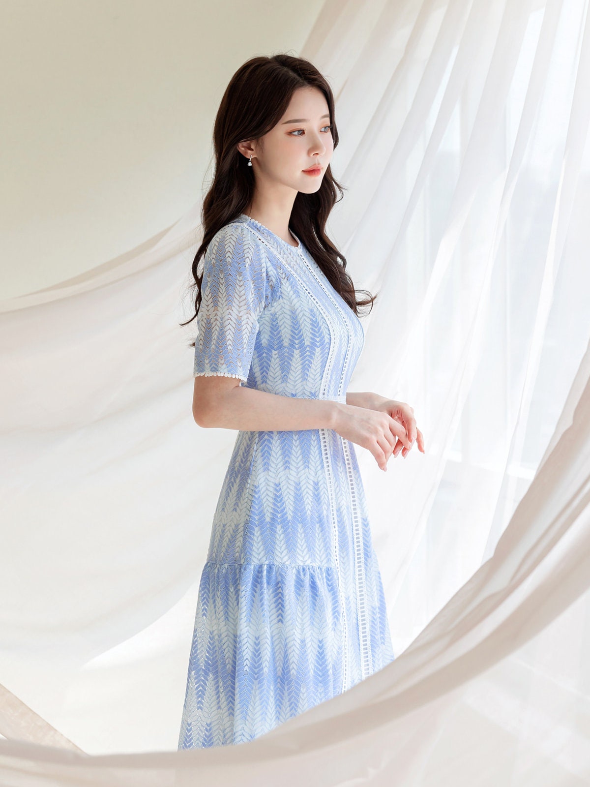 Short Sleeve Spring Summer Leaves Pattern Lace Dress / Korean Style Lace Midi Dress / Luxury wear Elegant Flare Dress