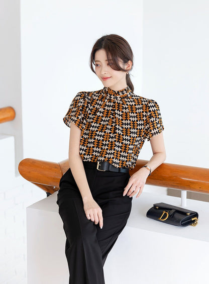 Modern Chic Pattern Short Sleeve Tie Blouse / Korean Style Tie Neck Blouse Top / Office Look Top / Everyday Soft Blouse