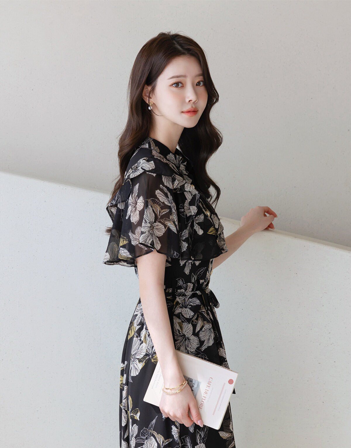 Korean Style Elegant Feminin Floral Chiffon Shirtdress with Strap Belt / Wing Sleeve Front Button Midi Dress /Short Sleeve Midi Dress