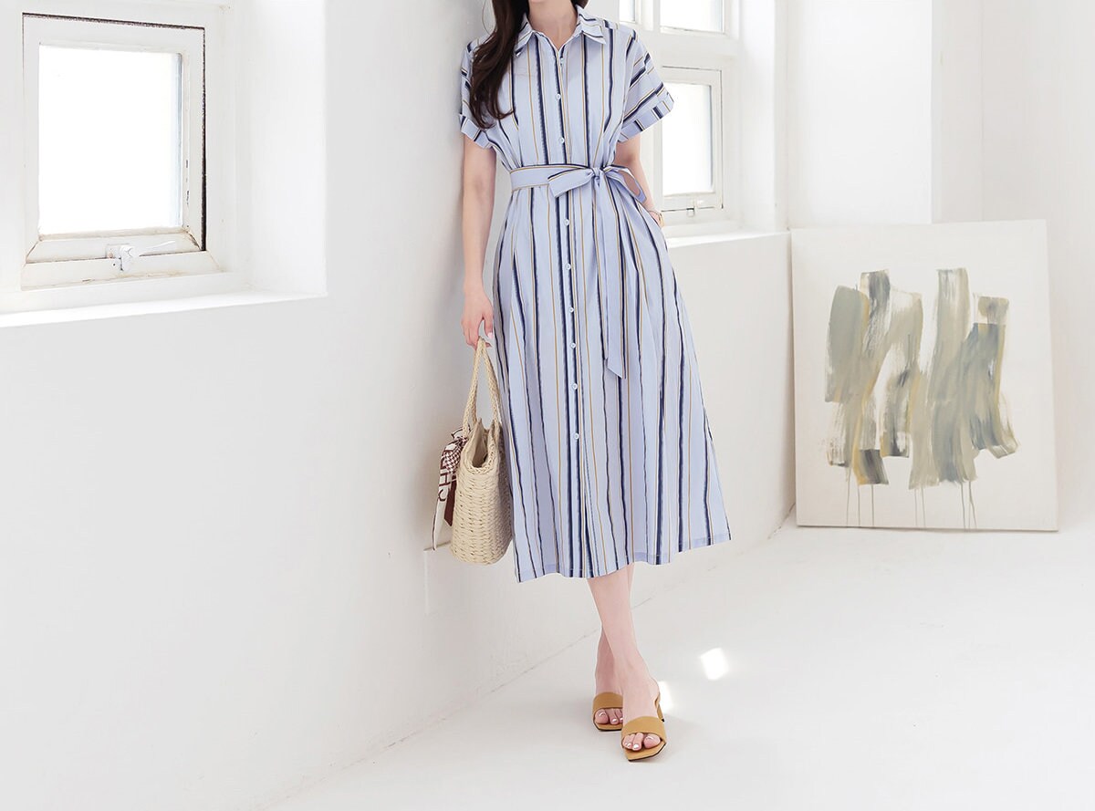 Elegant Feminin Short Sleeve Robe Style Shirtdress with Belt / Korean Style Striped Pattern Summer Midi Dress