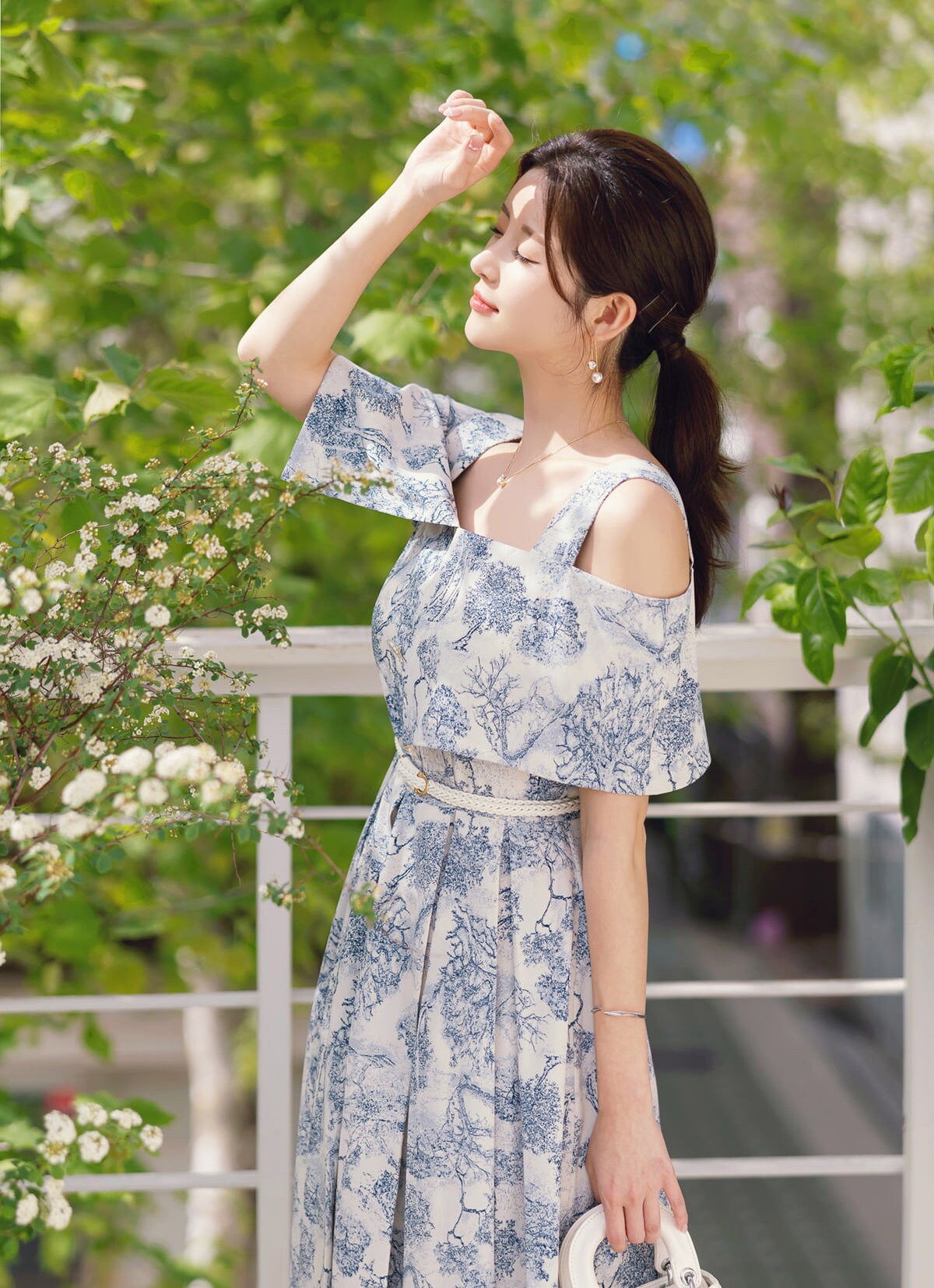 Elegant Feminin Summer Dress with Belt / Korean Style Midi Dress / Luxury Clasic Sleeveless Cape Design Dress for Women