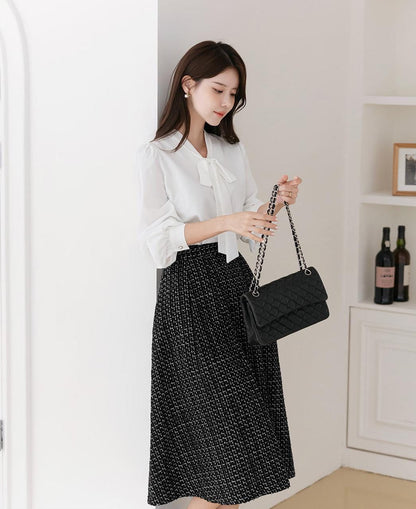 Elegant Feminin Tweed Pin Tuck Flare Skirt / Korean Style Office Look Set Up Skirt / Daily Skirt for Fall to Spring