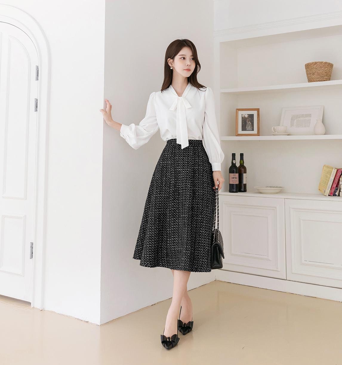 Elegant Feminin Tweed Pin Tuck Flare Skirt / Korean Style Office Look Set Up Skirt / Daily Skirt for Fall to Spring