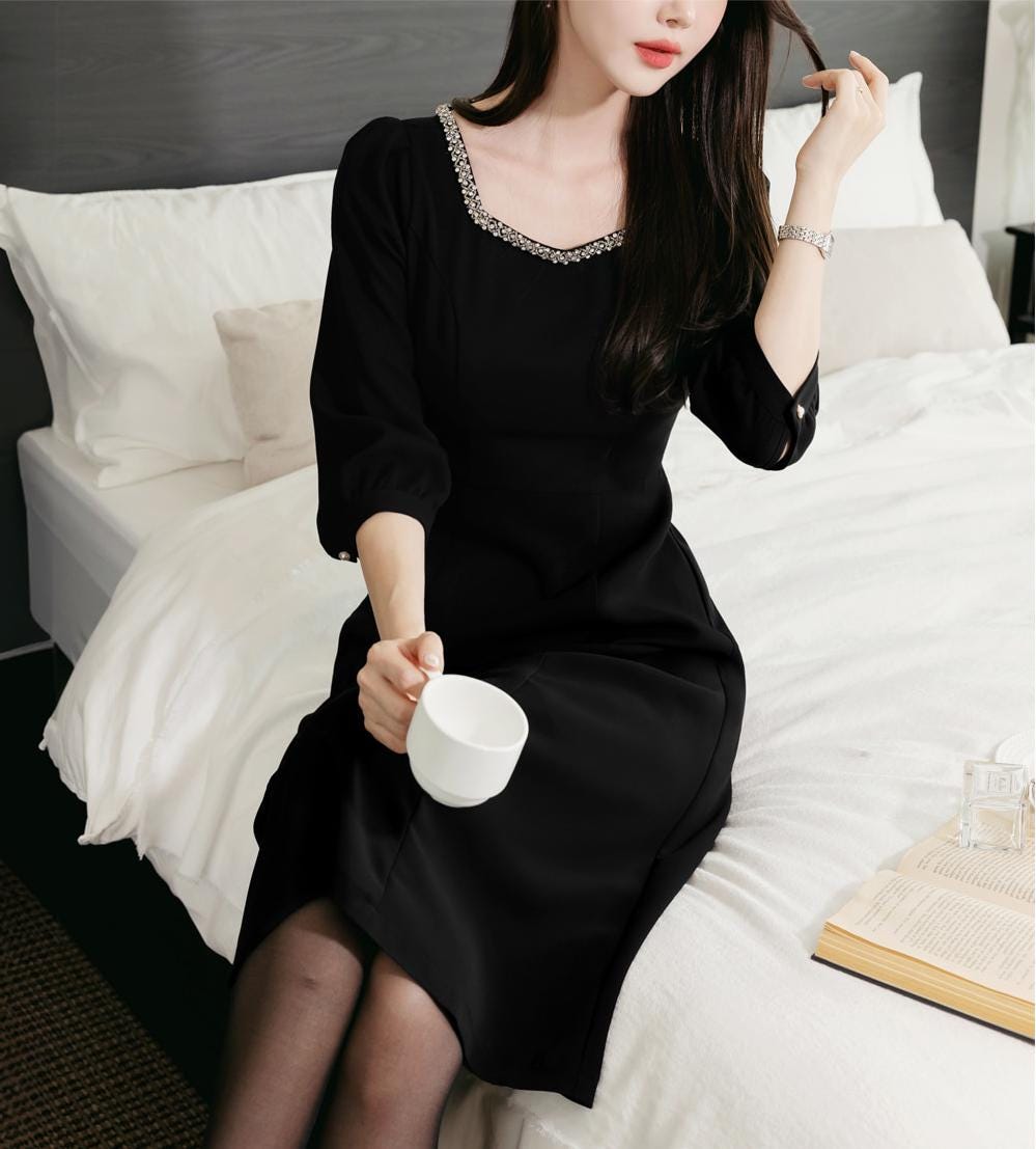 Elegant Square Neck Black Flare Dress / Korean Style Midi Dress / Clasic Simple Flare Dress