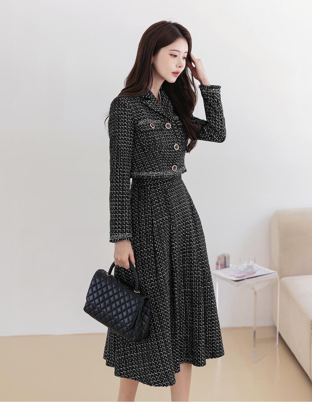 Elegant Tailored Collar Tweed Crop Jacket Blazer for Fall Winter / Korean Style Classic Set up Jacket / Luxury wear Soft Jacket