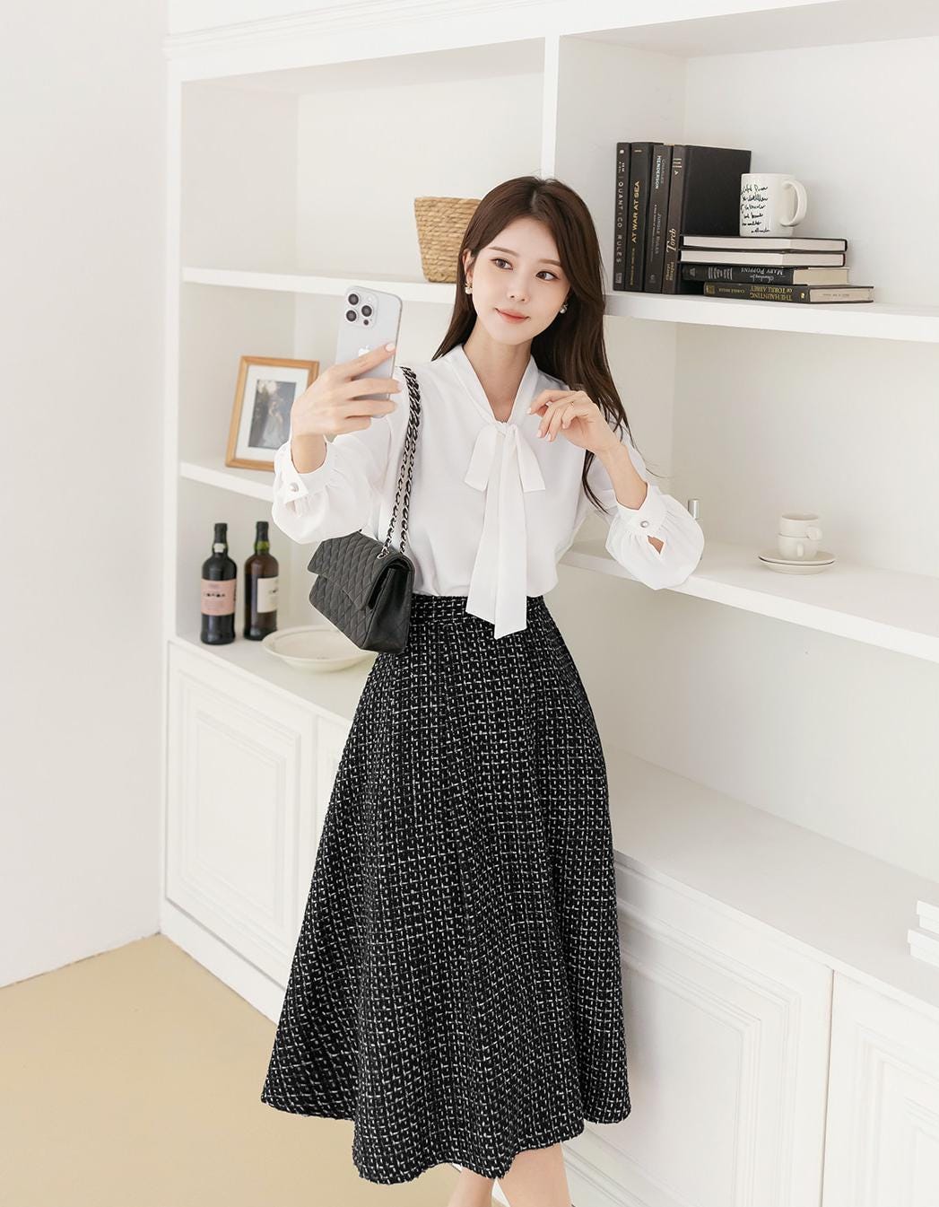 Elegant Feminin Soft Blouse Top with Tie / Korean Style Tie Neck Blouse Top / Office Look Top / Everyday Long Sleeve Blouse