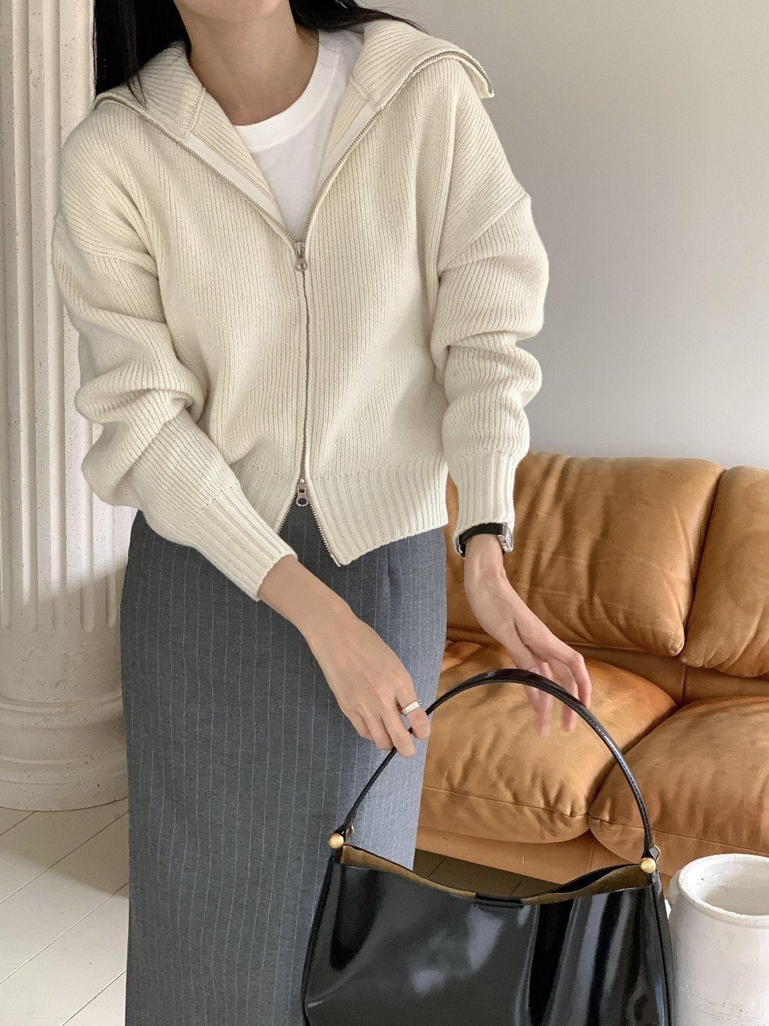 Versatile Two-Way Zip-Up Knit Cardigan